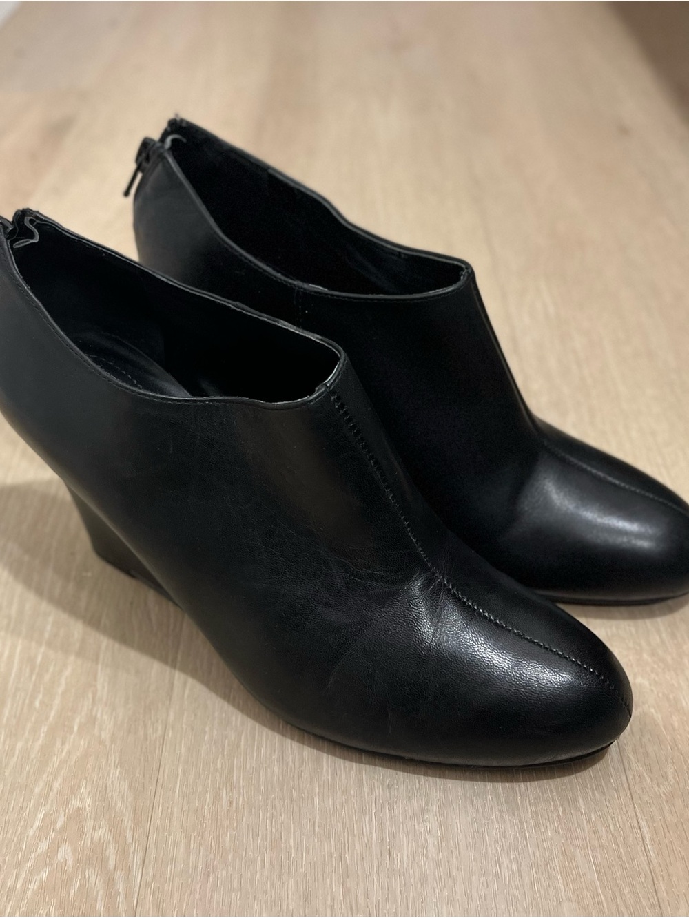 Naturalizer Black Leather Wedge Ankle Booties